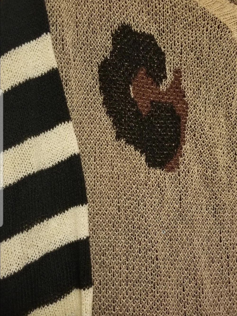 Amaryllis Cottagecore Coquette V-Neck Sweater Black & White Striped Sleeves - Picture 3 of 4